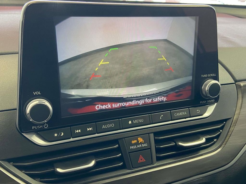 Used 2024 Nissan Altima 2.5 SV FWD image 23