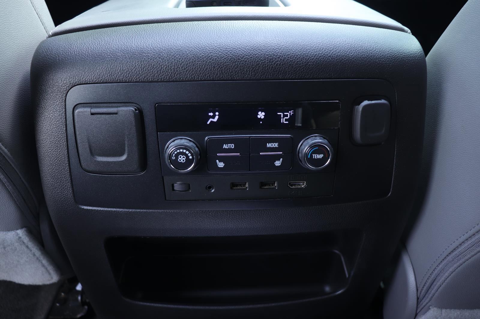 Used 2018 Chevrolet Tahoe LT image 25