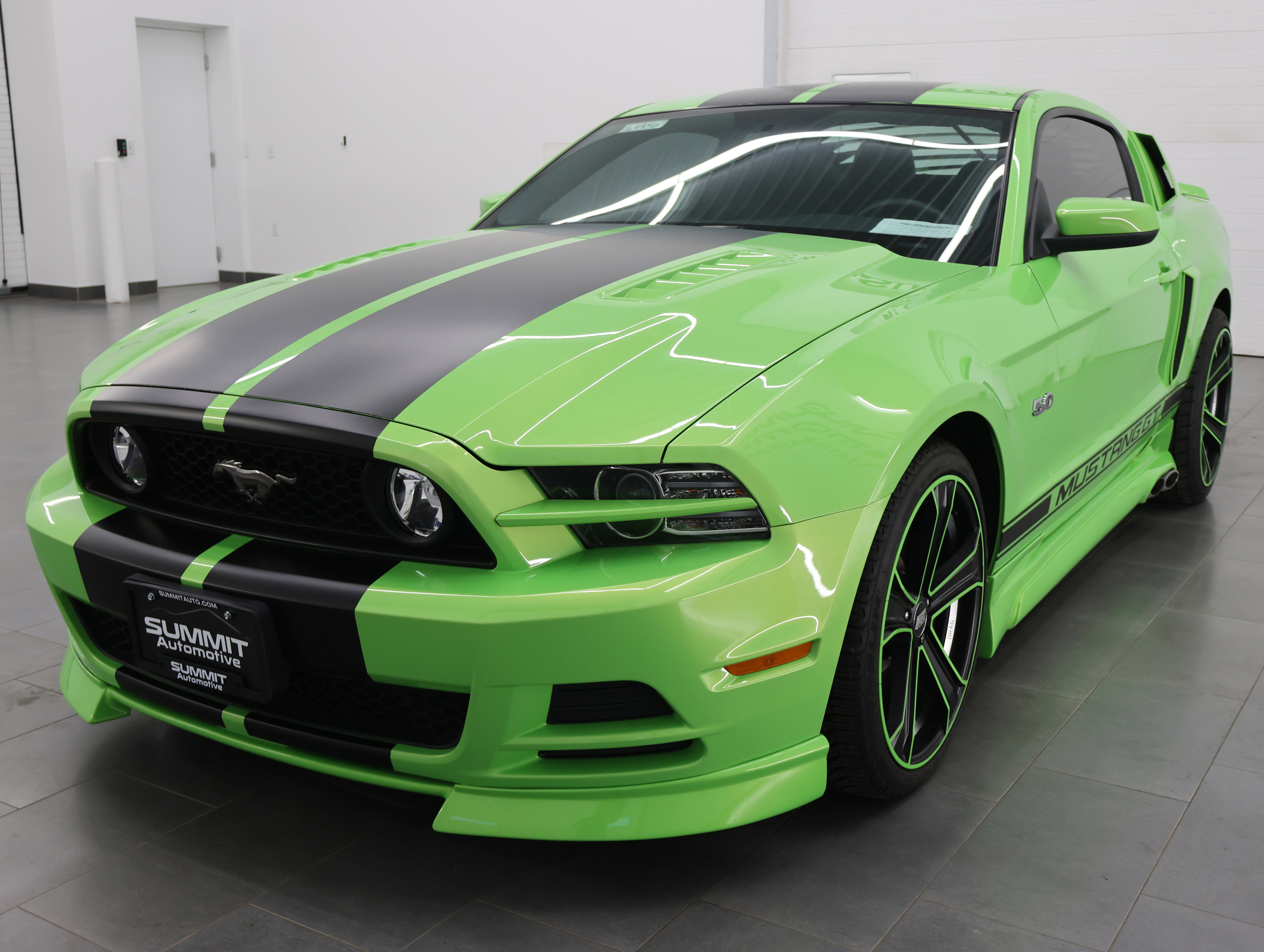Used 2013 Ford Mustang GT Premium w/ Security Pkg image 6