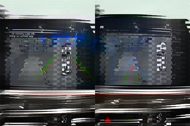 Used 2021 BMW X7 xDrive40i w/ Parking Assistance Package image 20