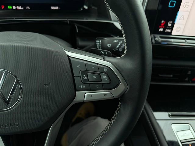 Used 2025 Volkswagen Atlas Cross Sport SE image 26