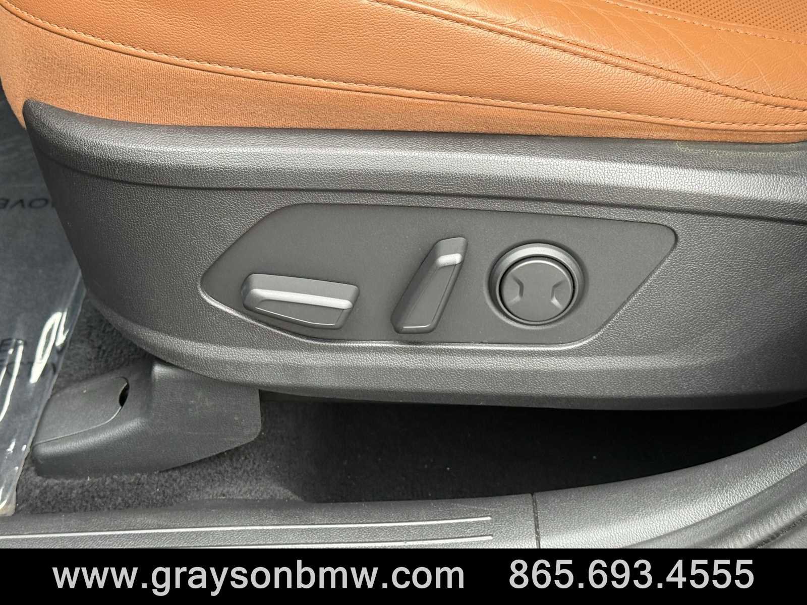 Used 2021 Kia Sorento SX Prestige image 11