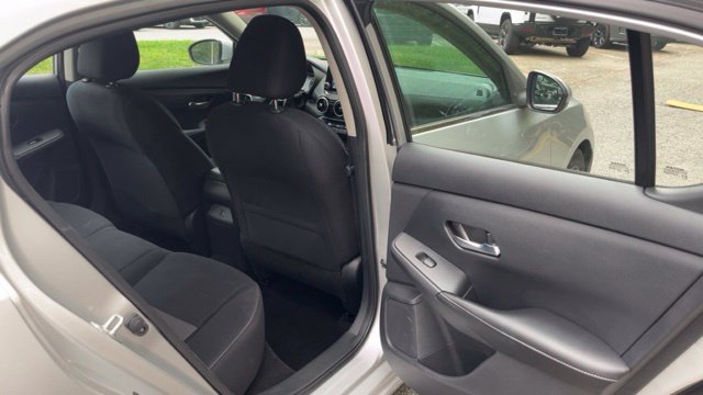 Used 2021 Nissan Sentra SV FWD image 12