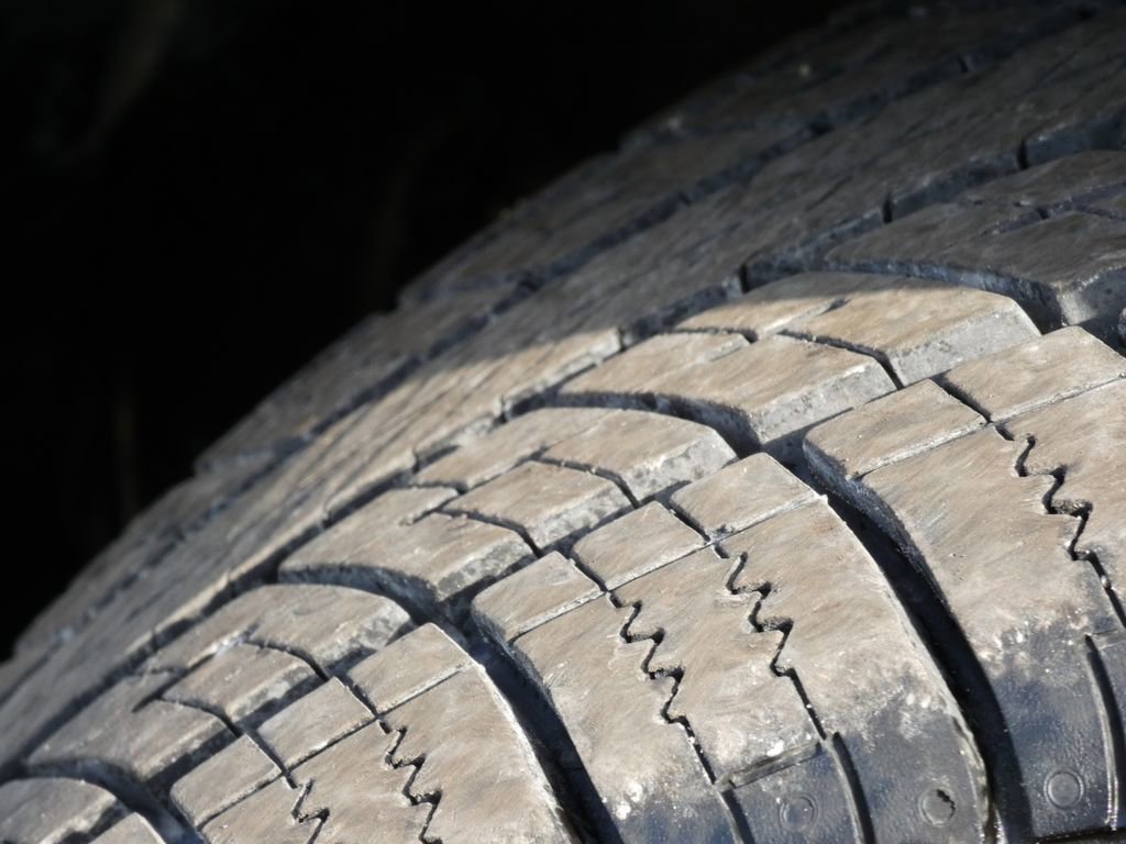 Used 2019 Ford Fusion SE FWD image 32