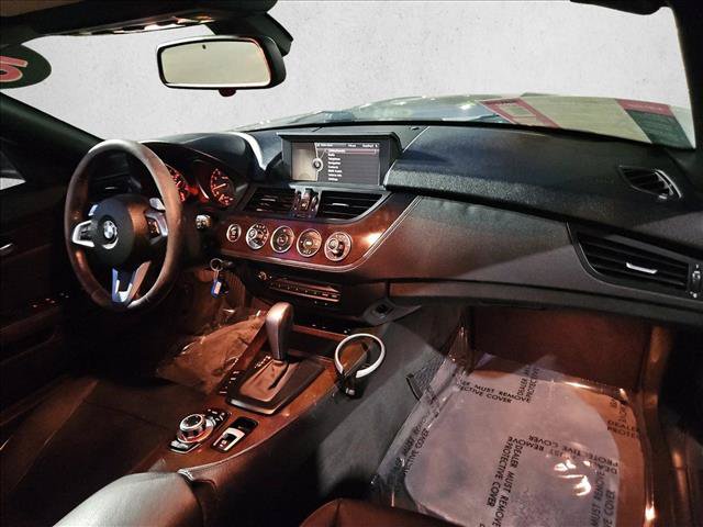 Used 2010 BMW Z4 sDrive30i RWD image 18