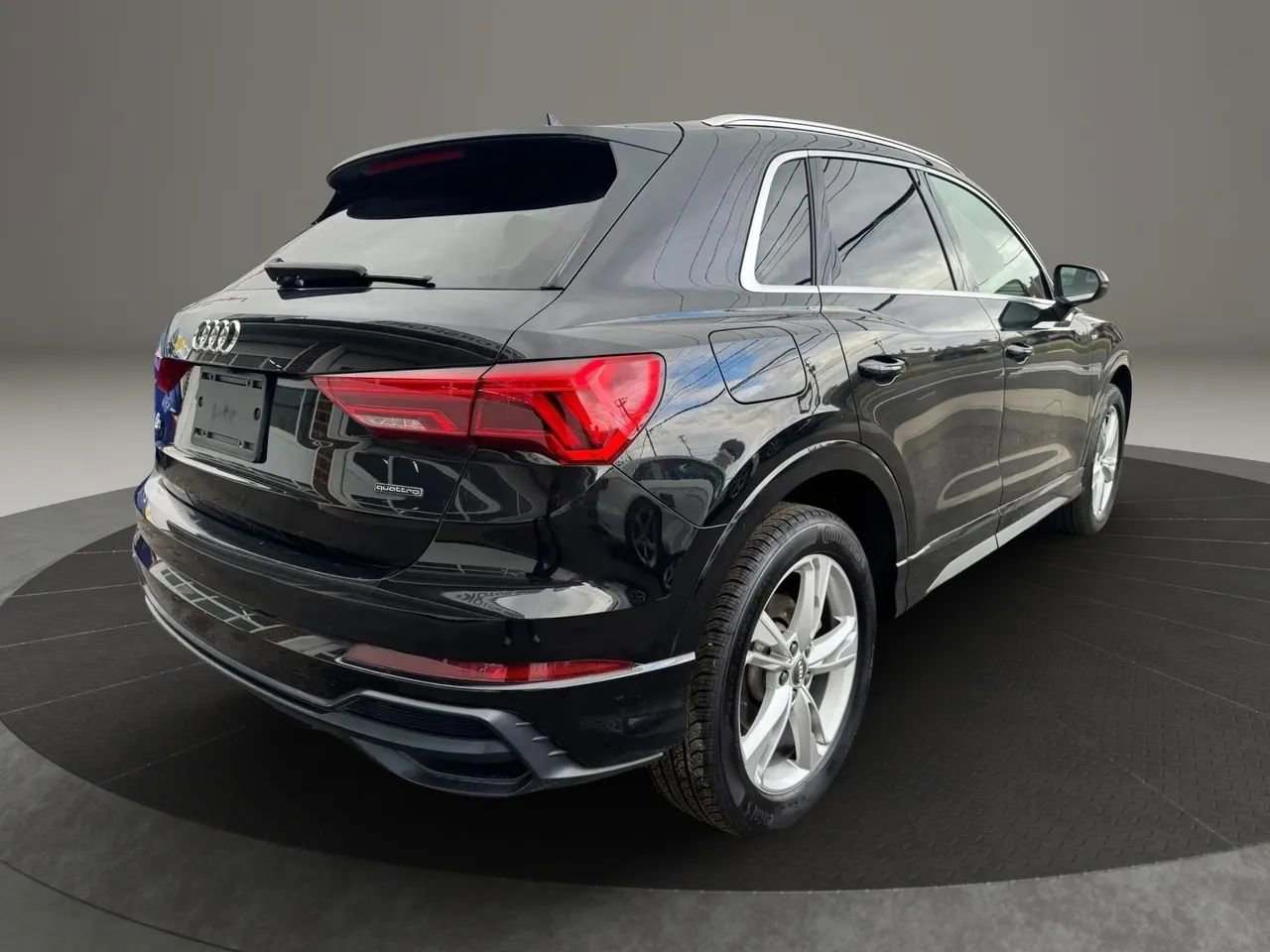 Used 2020 Audi Q3 2.0T Premium image 5