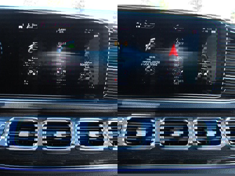 Used 2020 Mercedes-Benz GLS 450 4MATIC image 14