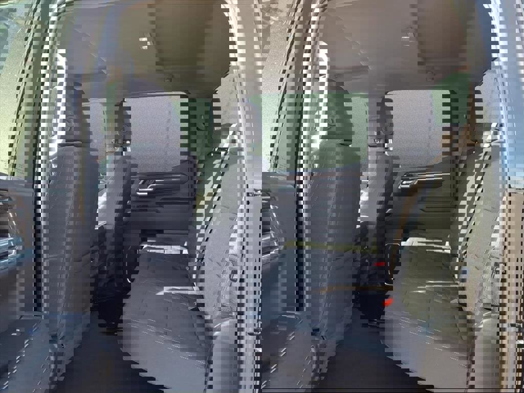 Used 2023 Chevrolet Silverado 1500 LT image 11