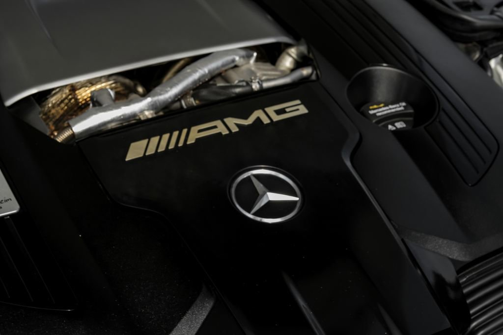 Used 2022 Mercedes-Benz SL 63 AMG 4MATIC image 40