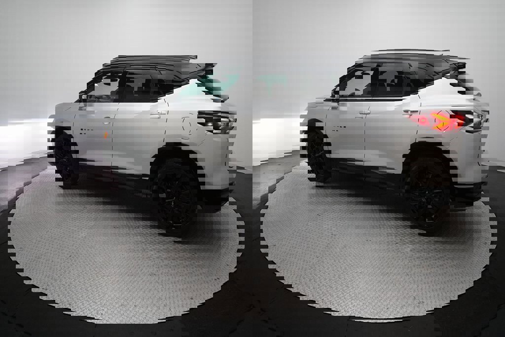 Used 2022 Chevrolet Blazer RS w/ Enhanced Convenience Package image 12