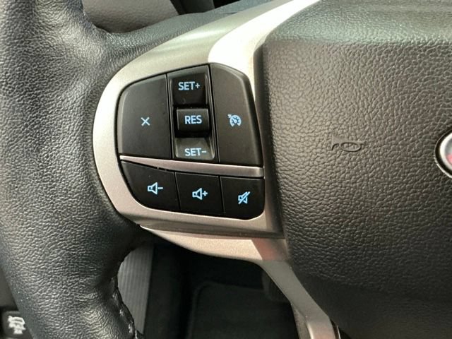 Used 2023 Ford Explorer XLT w/ Equipment Group 202A AWD/4WD image 27