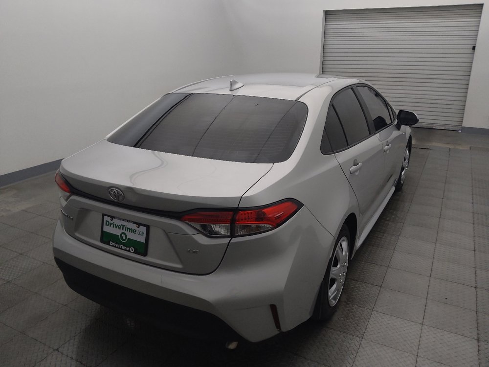 Used 2025 Toyota Corolla LE FWD image 7