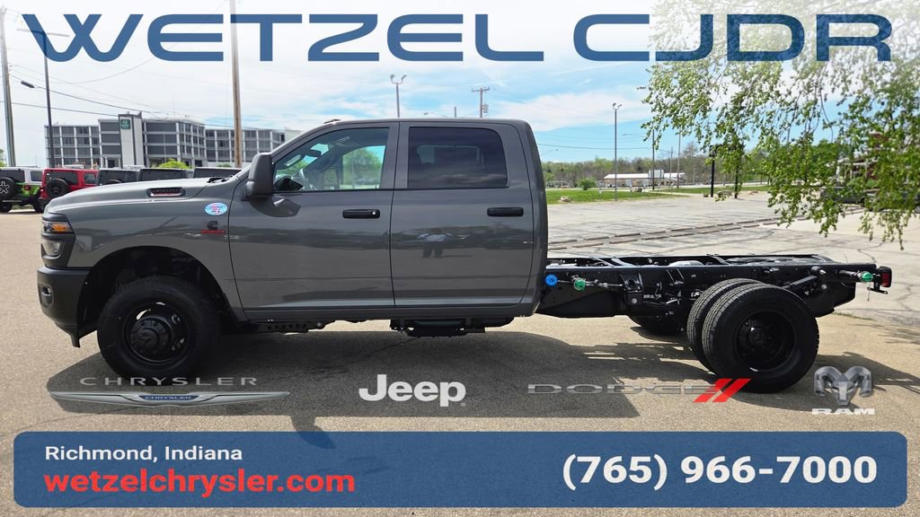 New 2026 RAM 3500 Tradesman AWD/4WD image 4