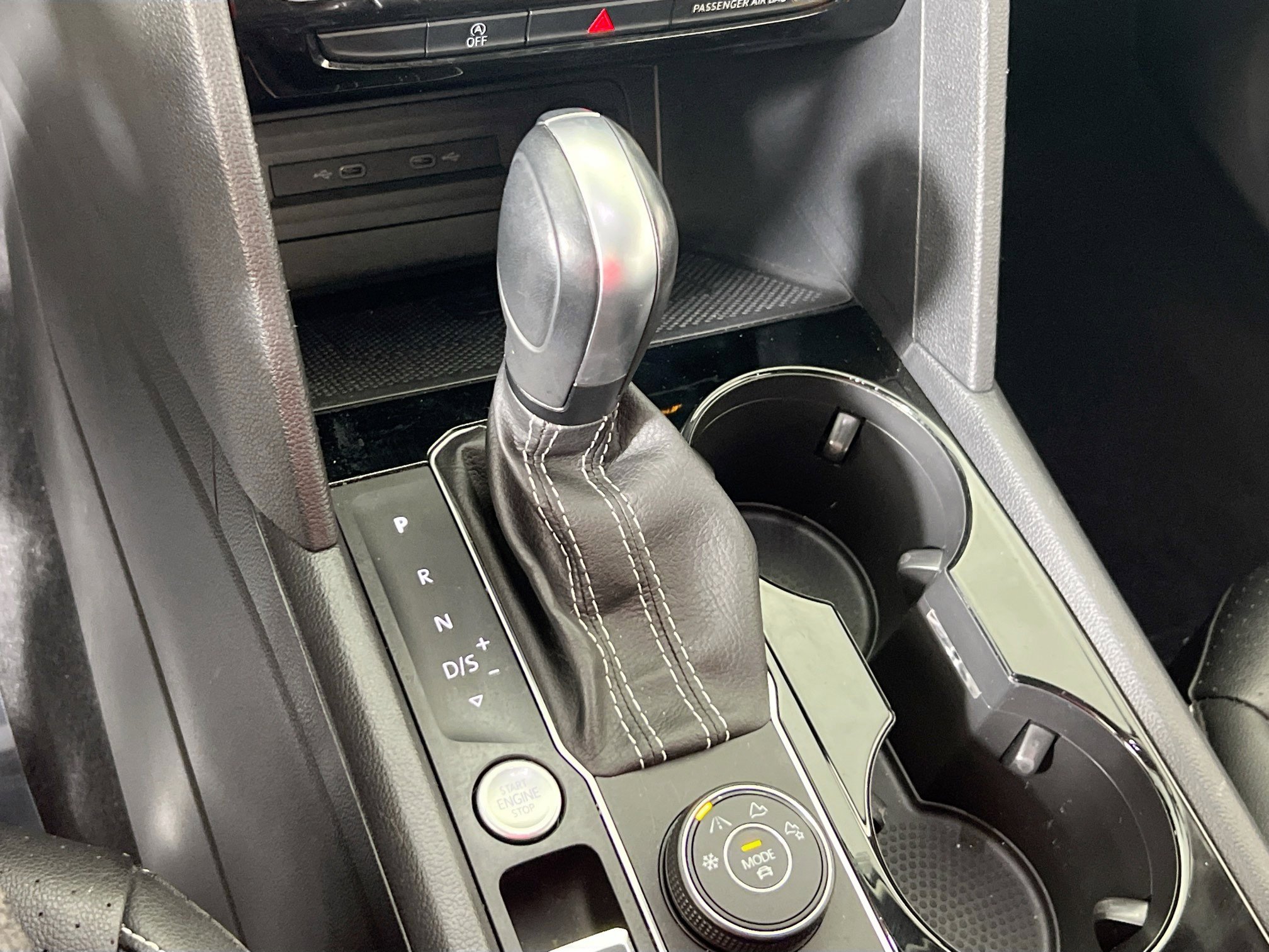 Used 2023 Volkswagen Atlas SEL R-Line image 17