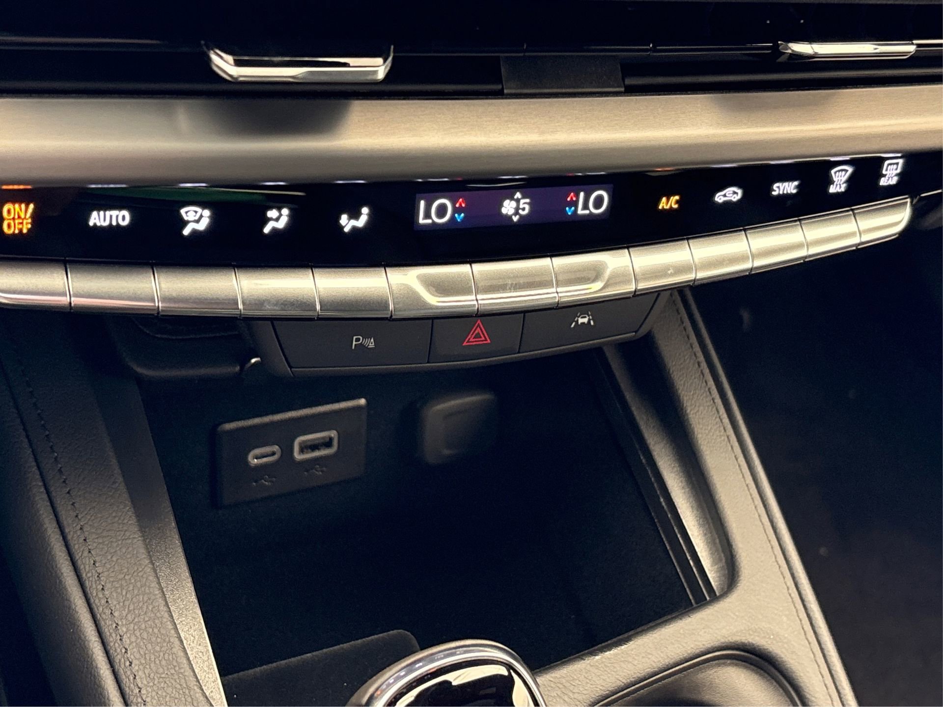 New 2025 Cadillac XT4 Sport image 27