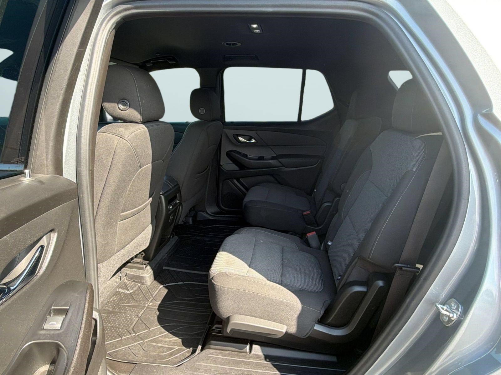 Used 2023 Chevrolet Traverse LT w/ LPO, Floor Liner Package AWD/4WD image 20