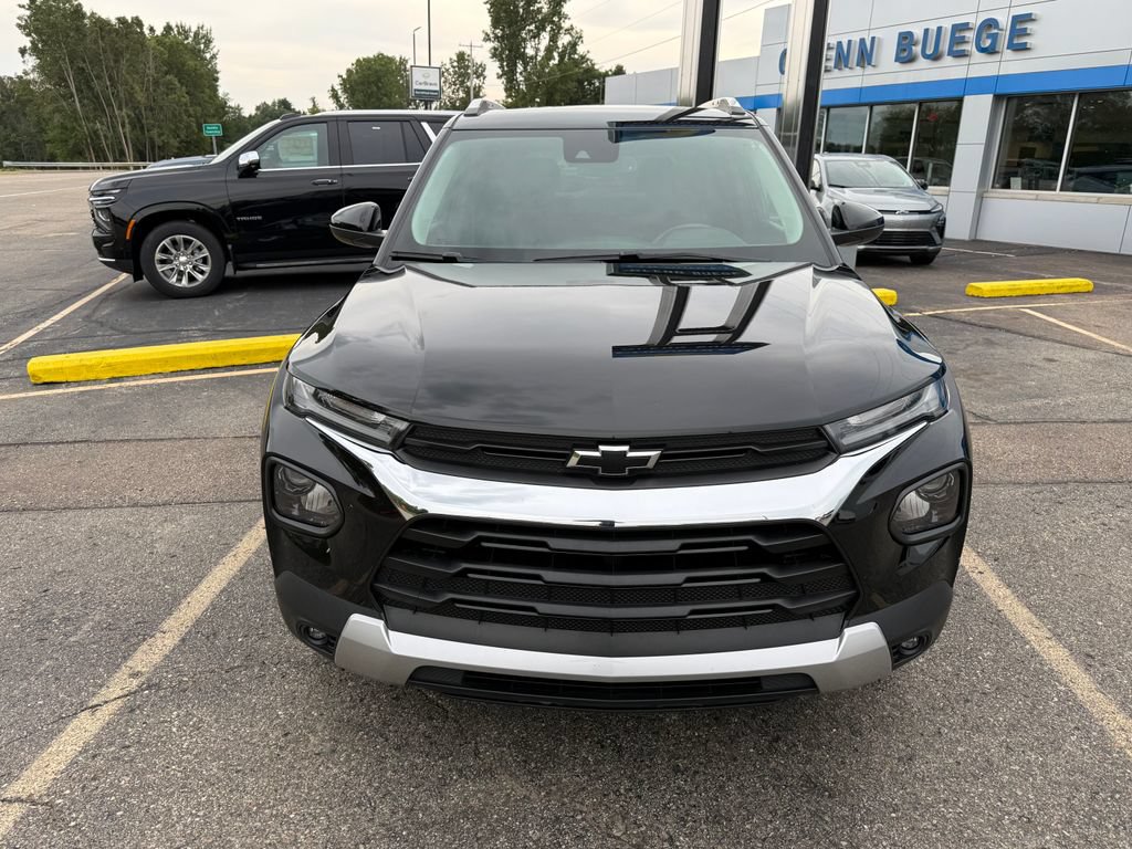 Certified 2023 Chevrolet TrailBlazer LT w/ Convenience Package AWD/4WD image 9