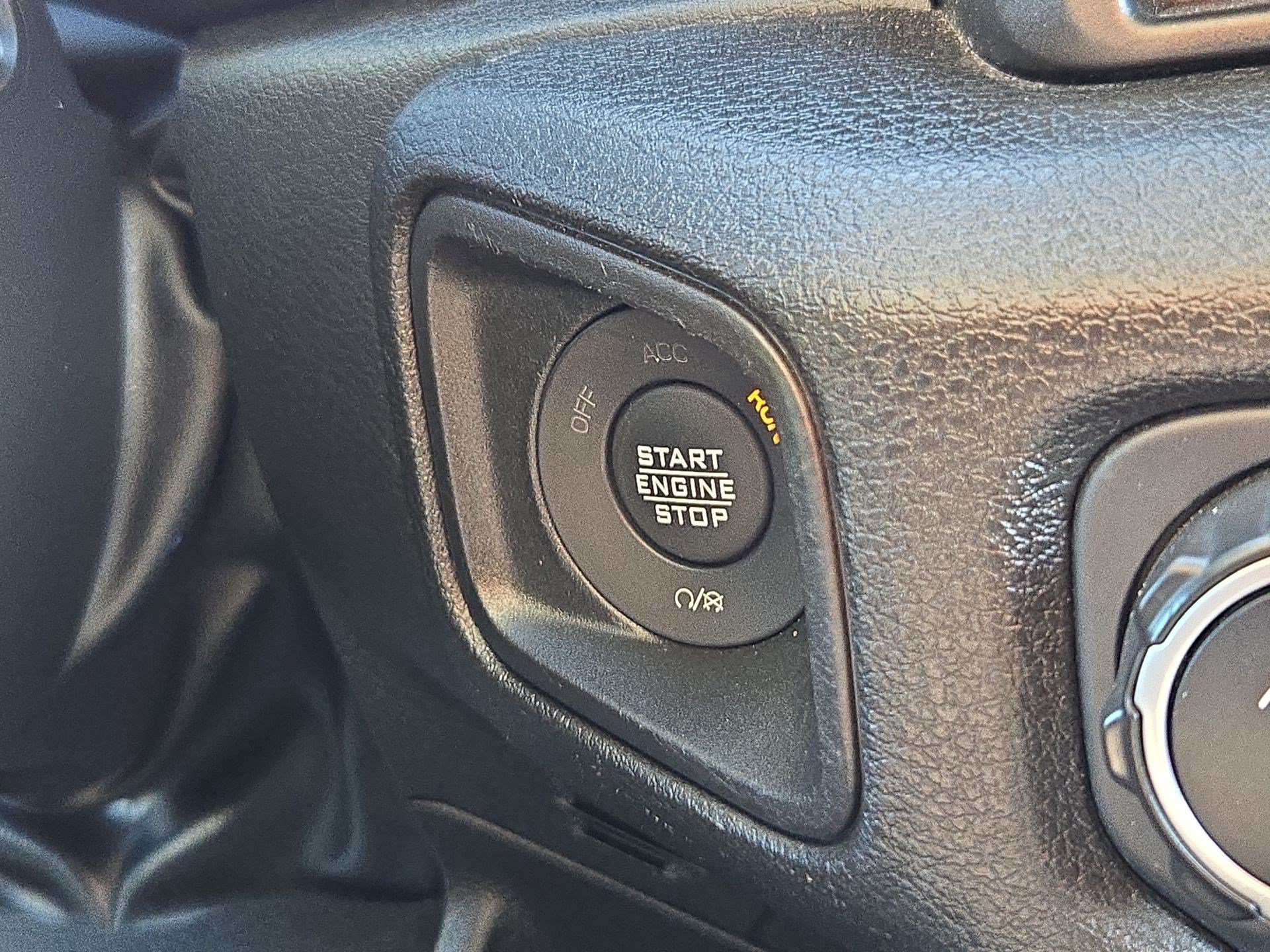Used 2024 Jeep Wrangler Unlimited Sport AWD/4WD image 20