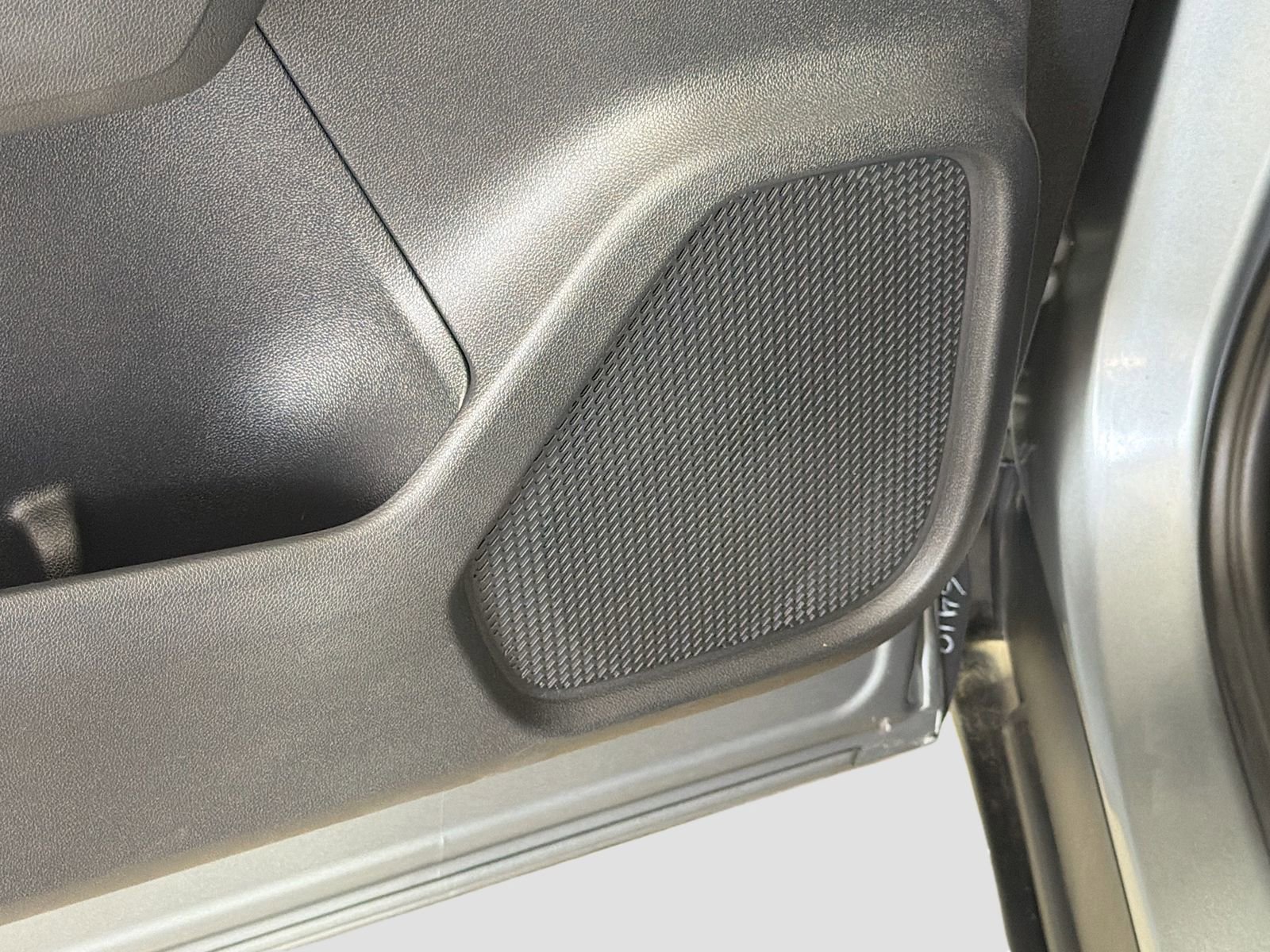 Used 2024 Honda Prologue EX image 20
