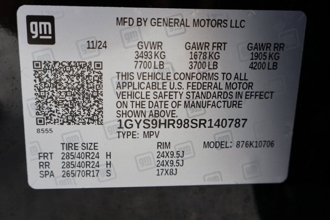 Certified 2025 Cadillac Escalade V w/ LPO, Floor Liner Package image 31