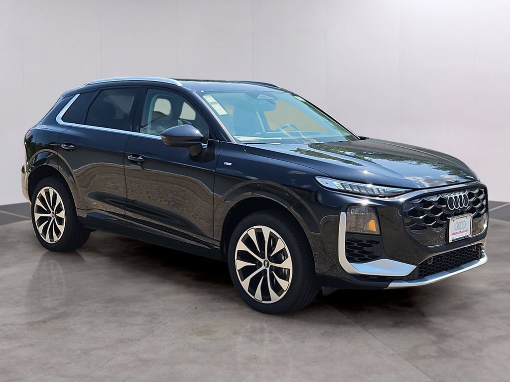 New 2026 Audi Q3 quattro 2.0T AWD/4WD image 2