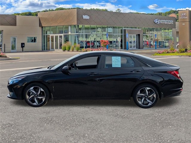 Certified 2023 Hyundai Elantra SEL w/ Convenience Package image 6