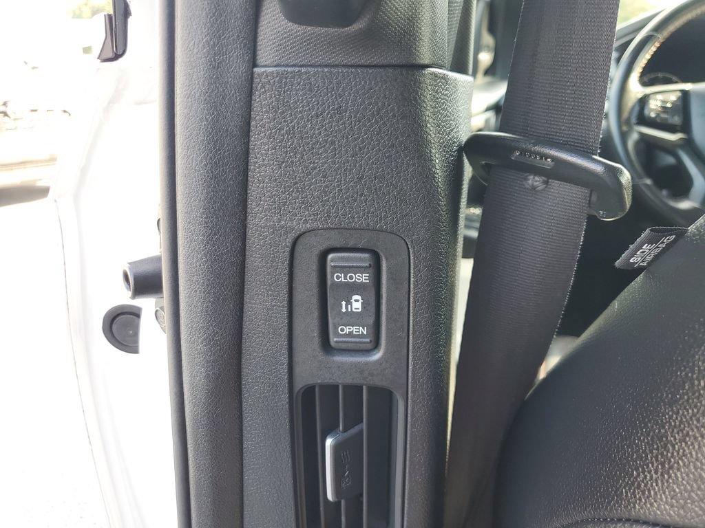 Used 2025 Honda Odyssey Sport-L image 16