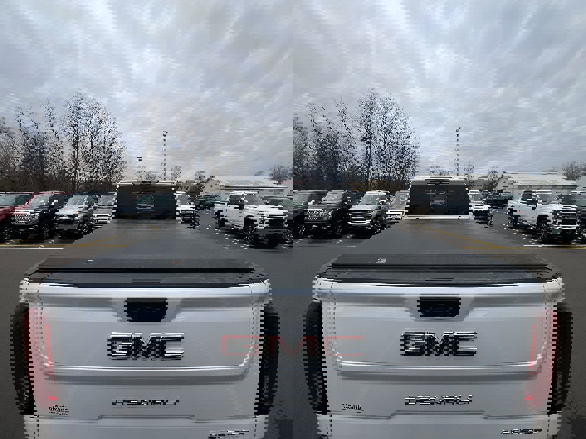 Certified 2023 GMC Sierra 2500 Denali w/ Denali Ultimate Package image 36