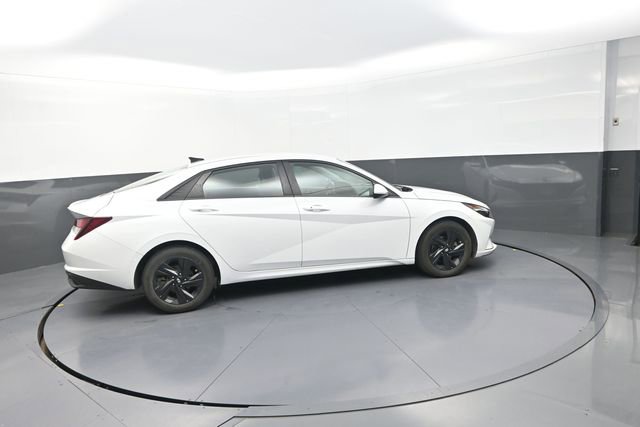 Used 2021 Hyundai Elantra SEL w/ Convenience Package FWD image 21