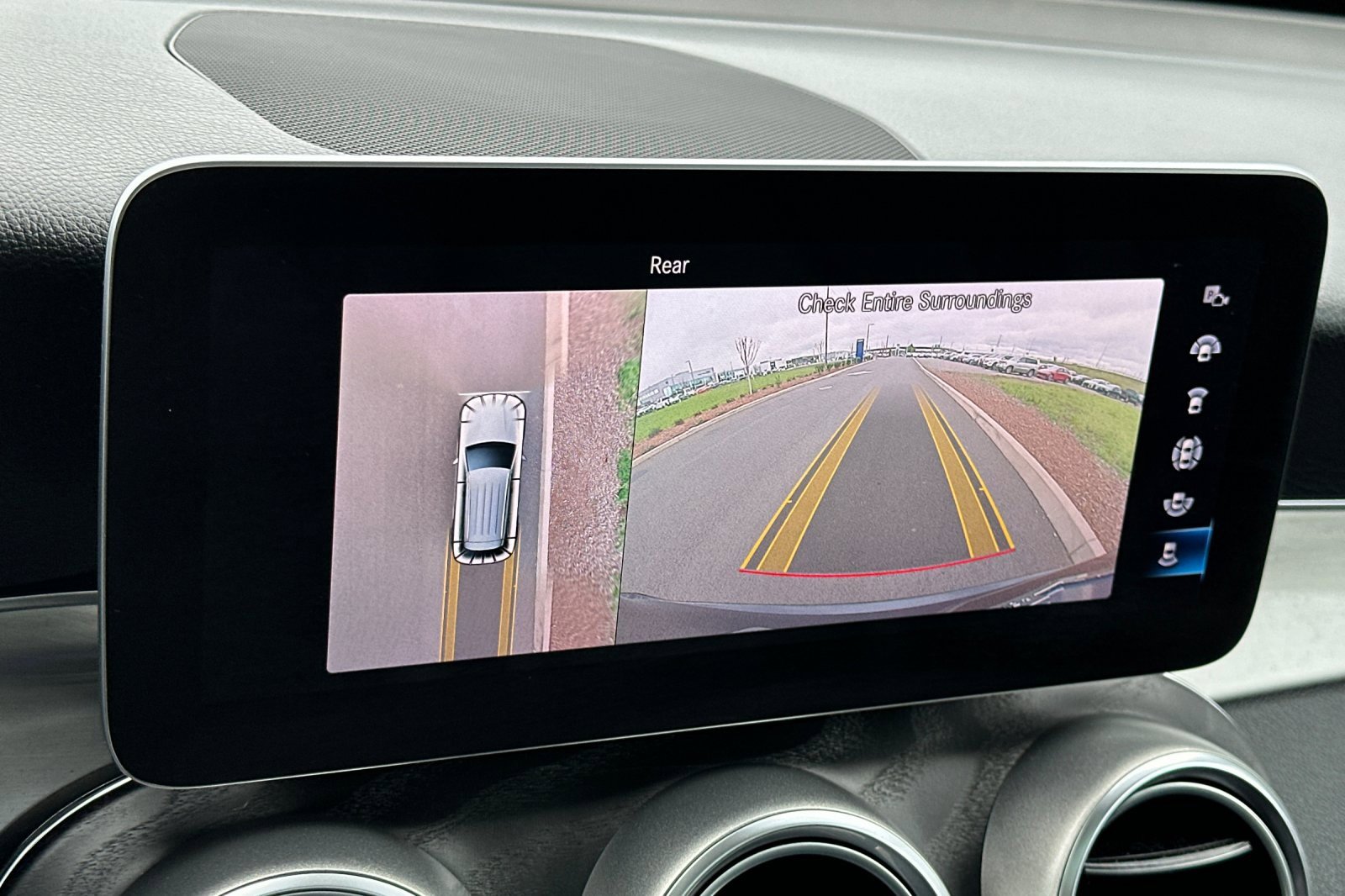 Used 2020 Mercedes-Benz GLC 350e GLC 350e image 23