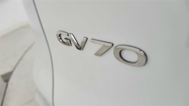 Used 2026 Genesis GV70 2.5T Select image 18