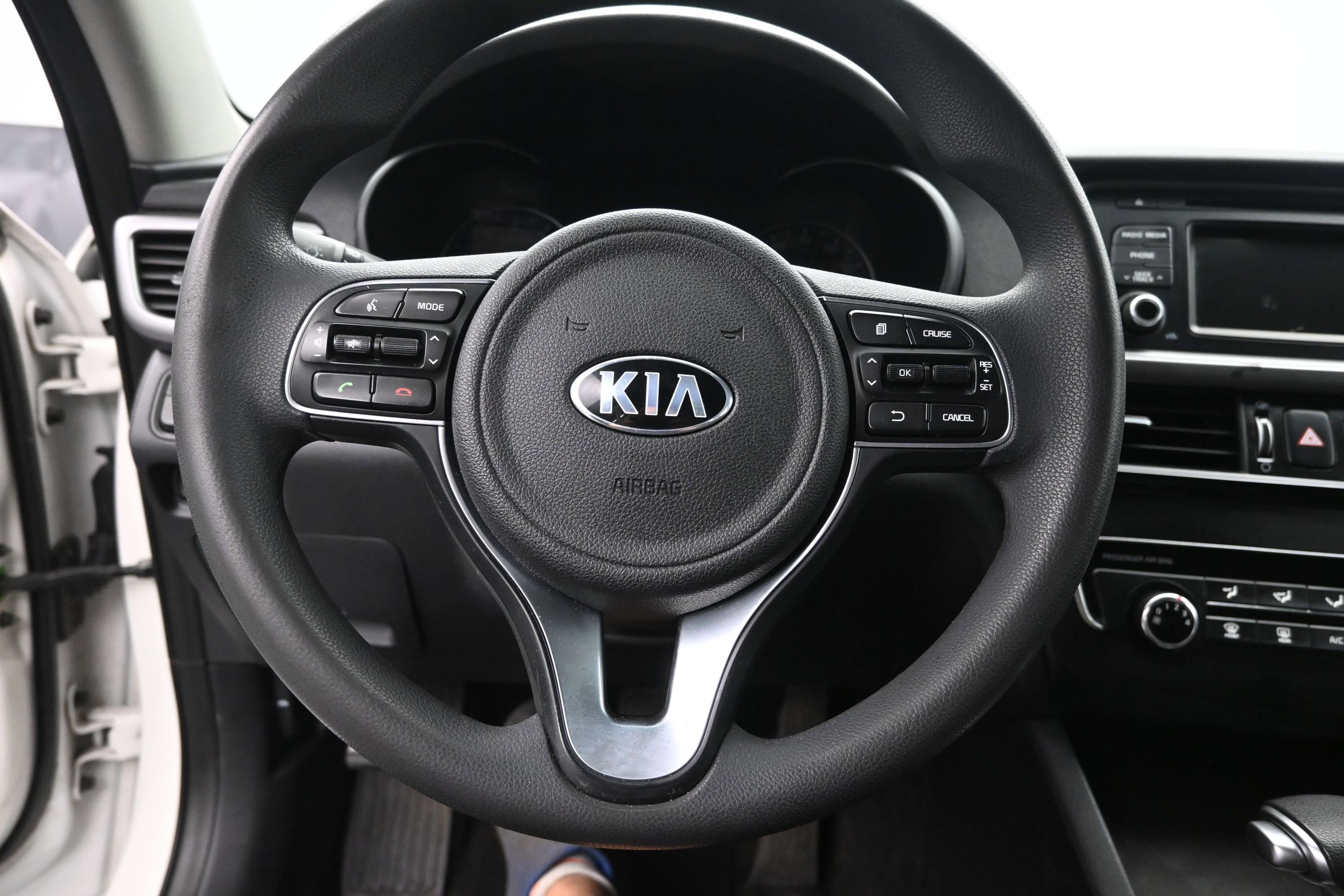 Used 2016 Kia Optima LX FWD image 13