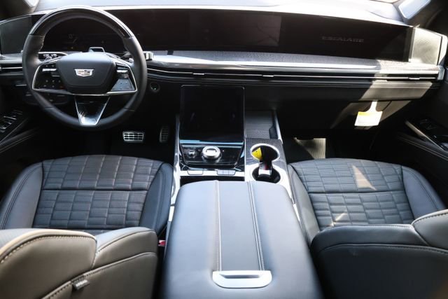 Used 2025 Cadillac Escalade V w/ LPO, ONYX Package image 13