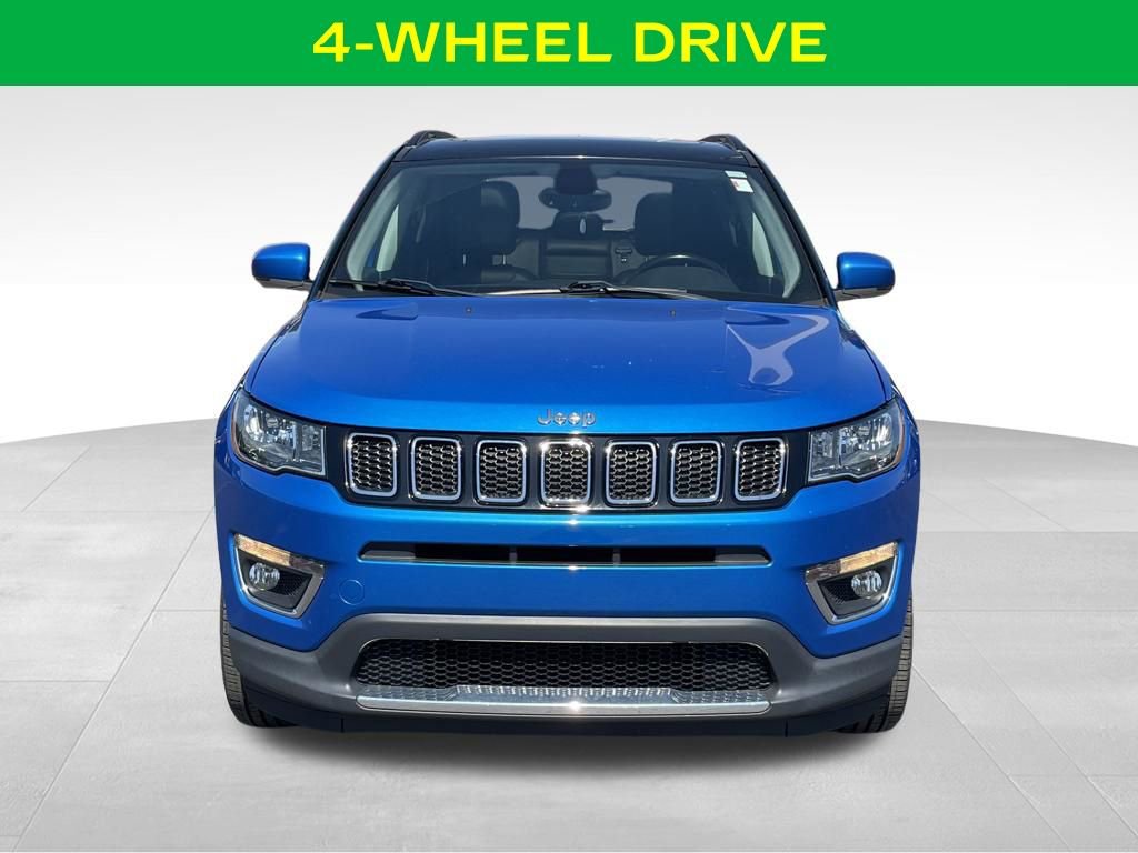 Used 2018 Jeep Compass Limited w/ Navigation Group AWD/4WD image 3