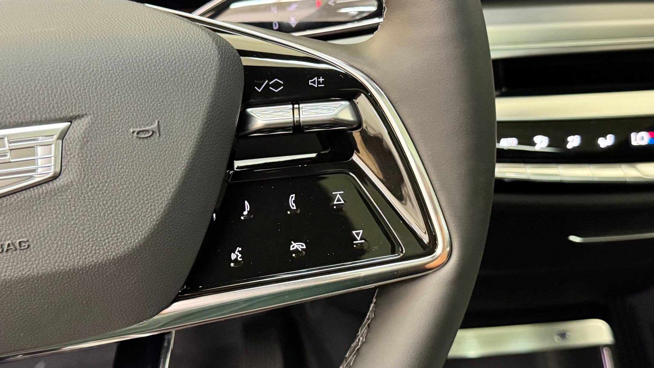 New 2026 Cadillac Lyriq Luxury image 37