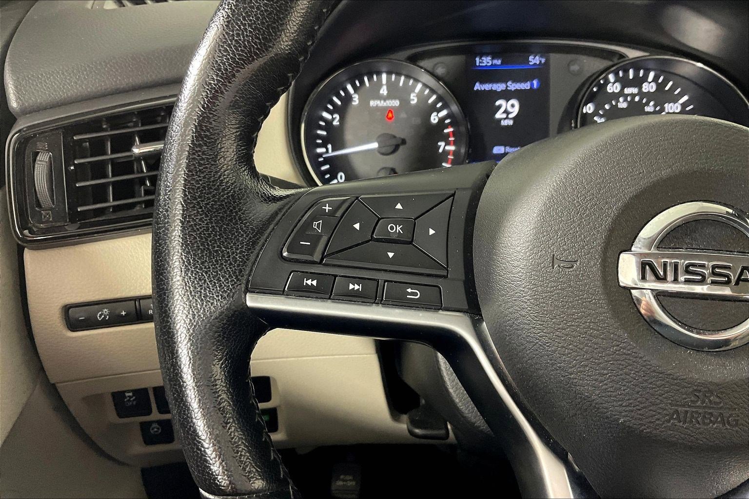Used 2021 Nissan Rogue Sport SV AWD/4WD image 12