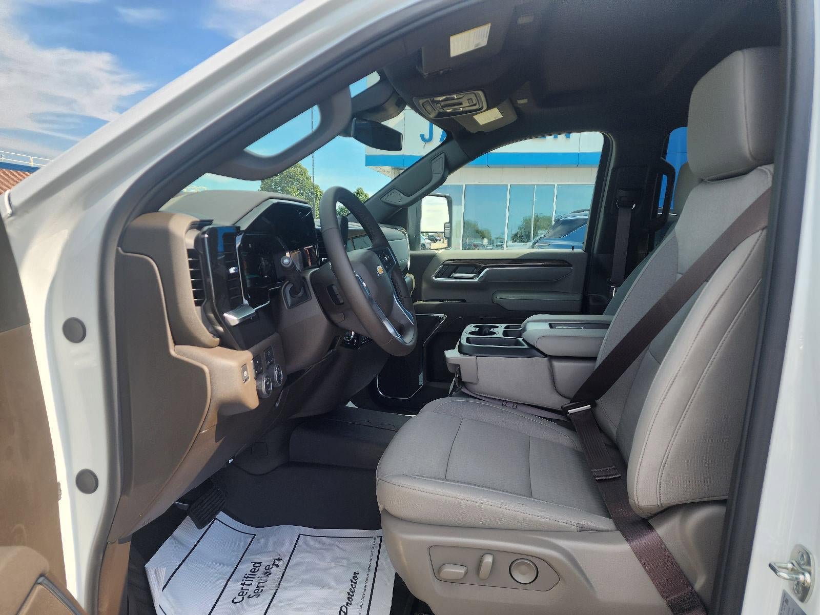 New 2026 Chevrolet Silverado 3500 LT w/ Convenience Package image 8