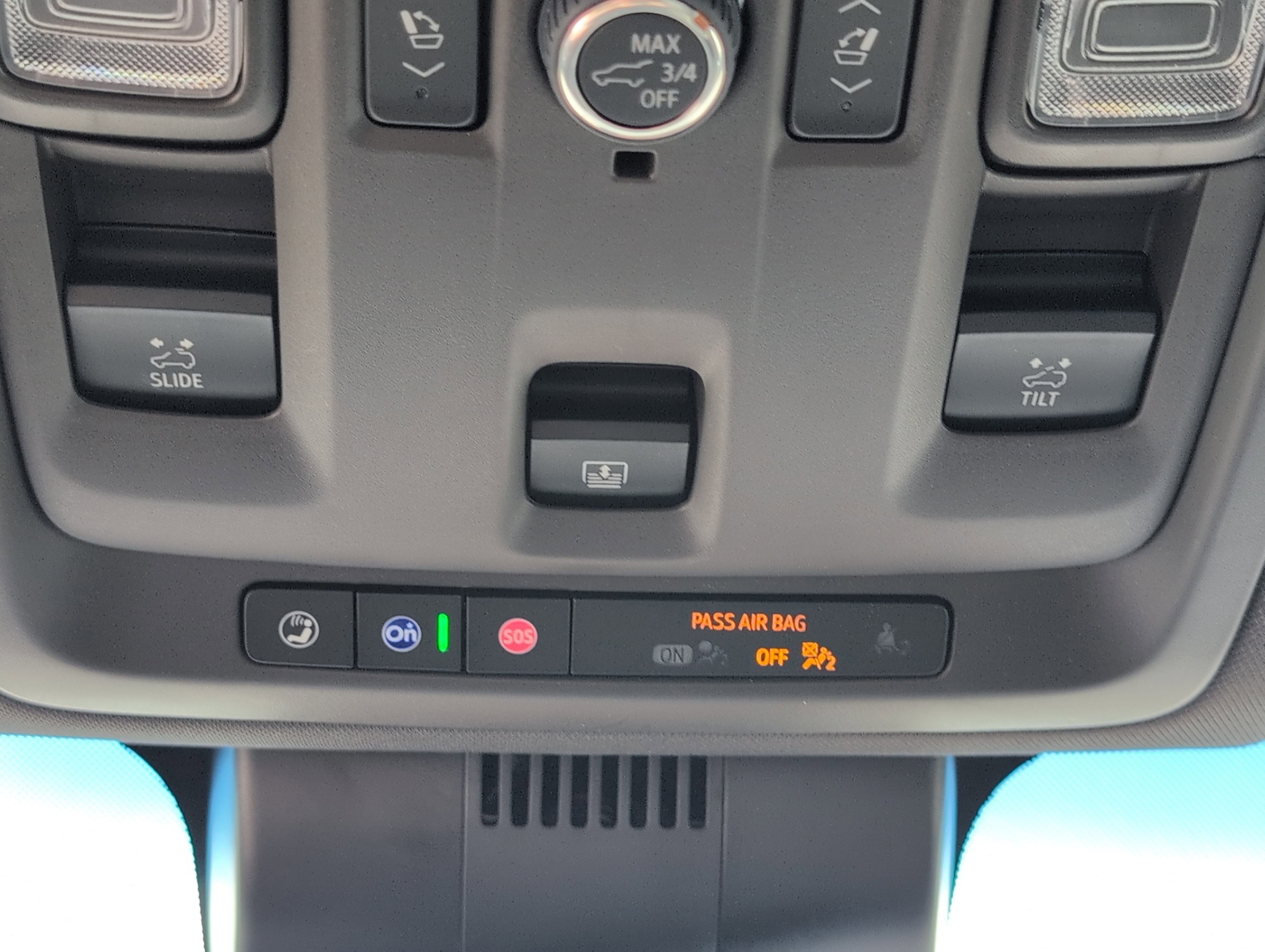 Used 2024 Chevrolet Tahoe Z71 w/ Luxury Package AWD/4WD image 18