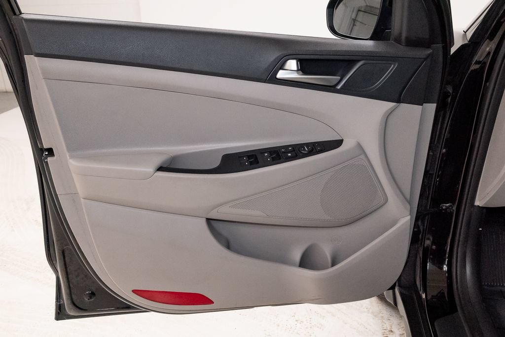 Used 2019 Hyundai Tucson Value FWD image 9
