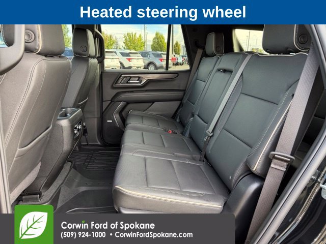 Used 2025 GMC Yukon Elevation AWD/4WD image 11