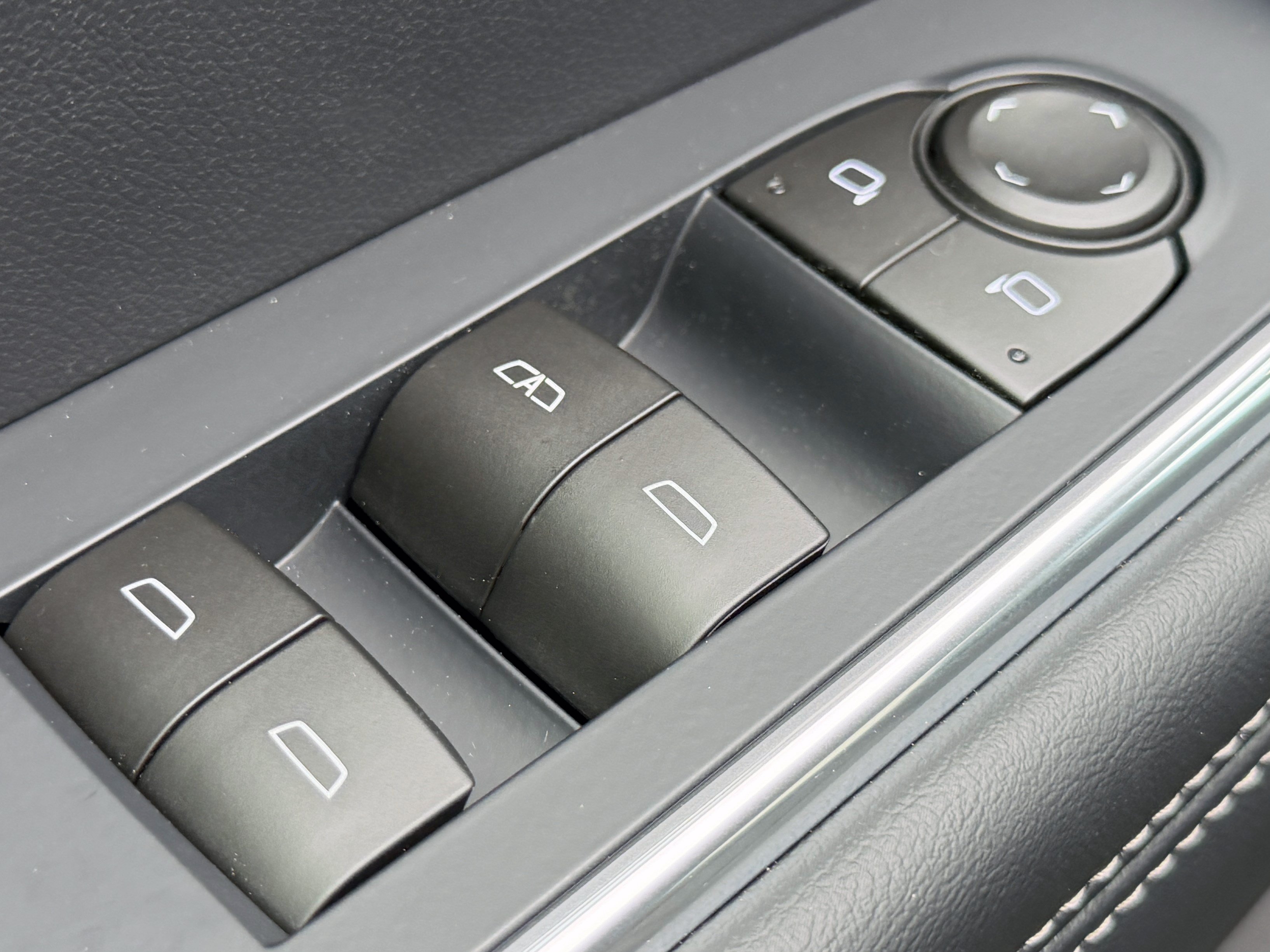New 2026 GMC Acadia Elevation w/ Black Edition FWD image 12