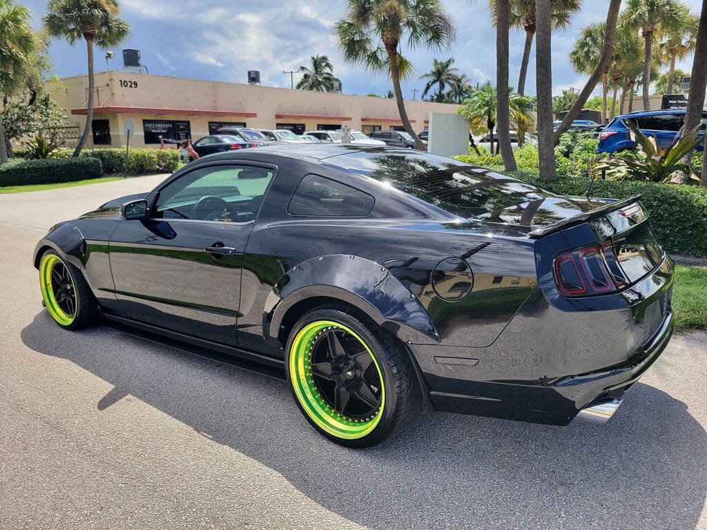 Used 2013 Ford Mustang GT w/ GT Track Pkg RWD image 7
