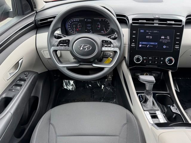 Used 2023 Hyundai Tucson SE AWD/4WD image 11