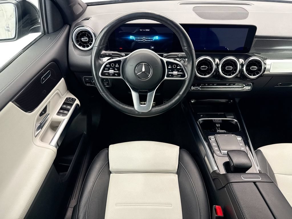Used 2022 Mercedes-Benz GLB 250 4MATIC image 10
