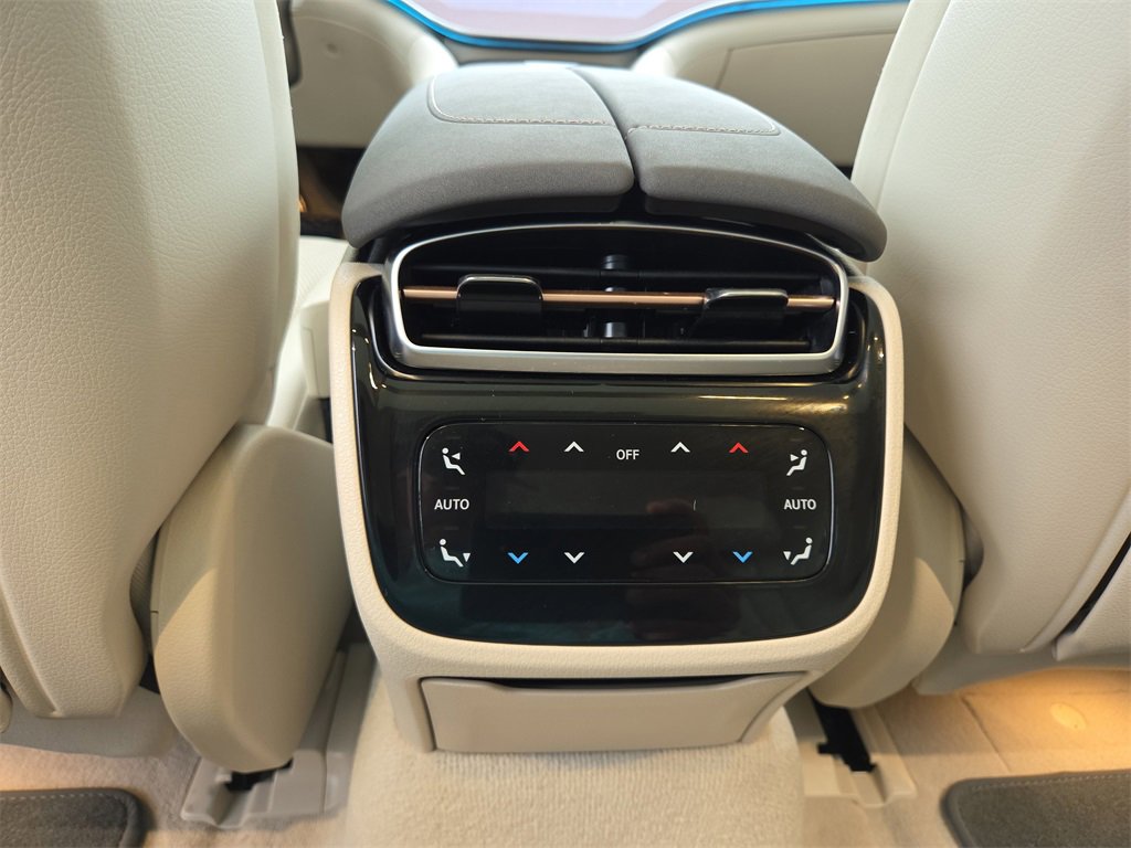 Certified 2023 Mercedes-Benz EQS 580 4MATIC Sedan image 13