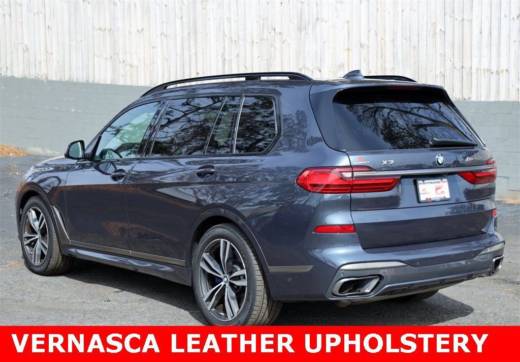 Used 2022 BMW X7 M50i w/ Cold Weather Package image 5