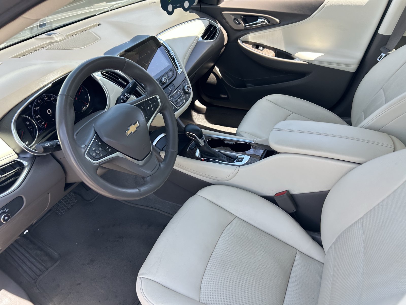 Certified 2024 Chevrolet Malibu LT FWD image 25