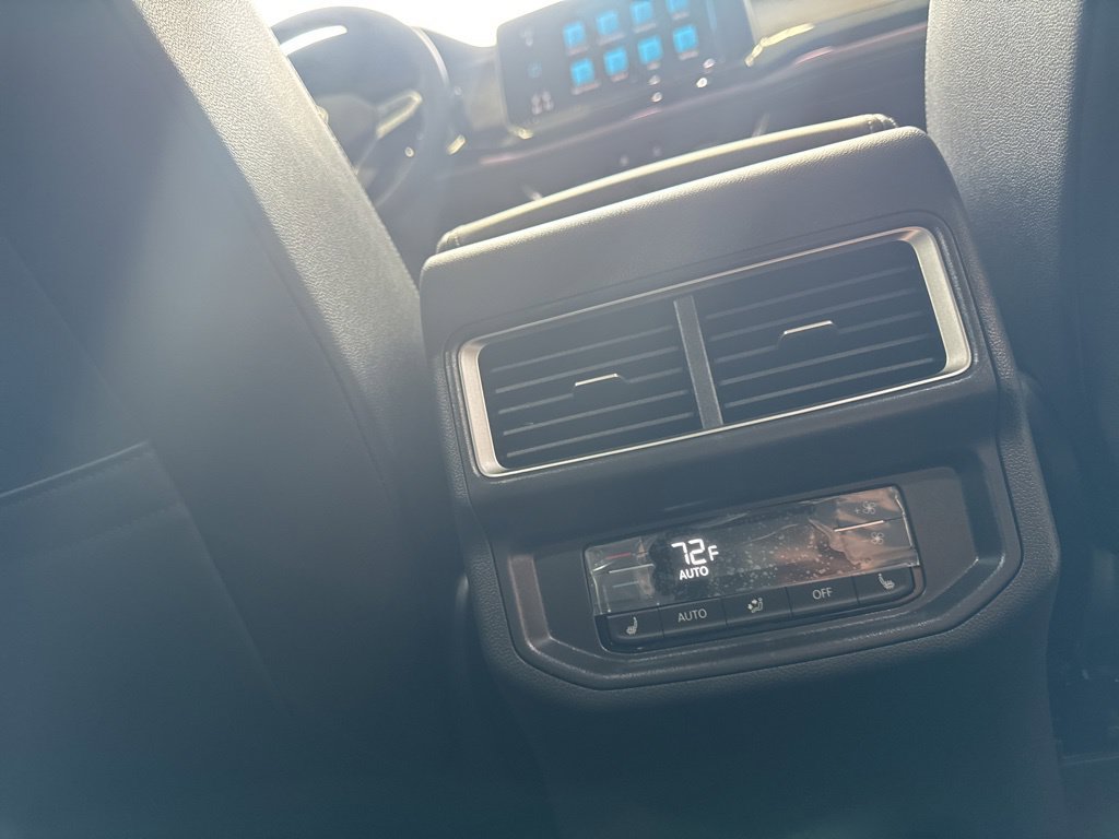 New 2026 Volkswagen Atlas SEL Premium R-Line AWD/4WD image 15