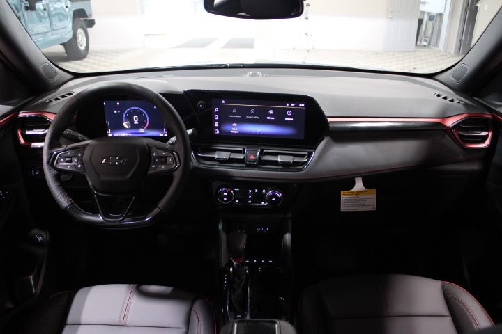 New 2026 Chevrolet TrailBlazer RS w/ Convenience Package AWD/4WD image 3