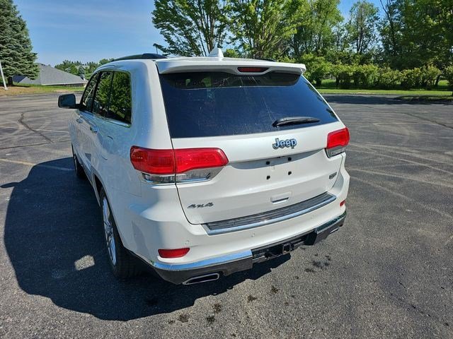 Used 2017 Jeep Grand Cherokee Summit AWD/4WD image 3